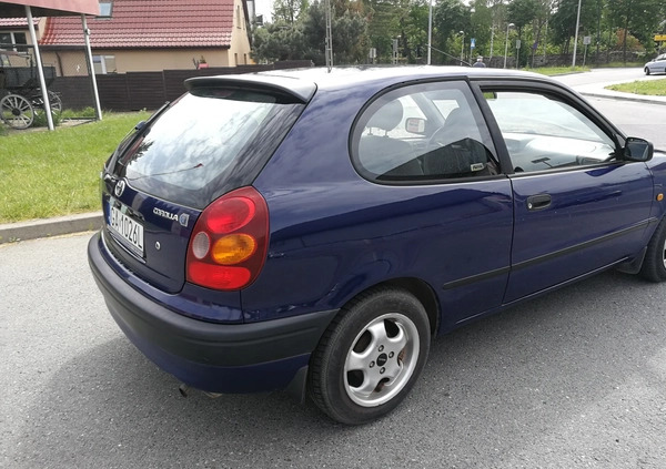 Toyota Corolla cena 4700 przebieg: 144000, rok produkcji 1999 z Sobótka małe 379